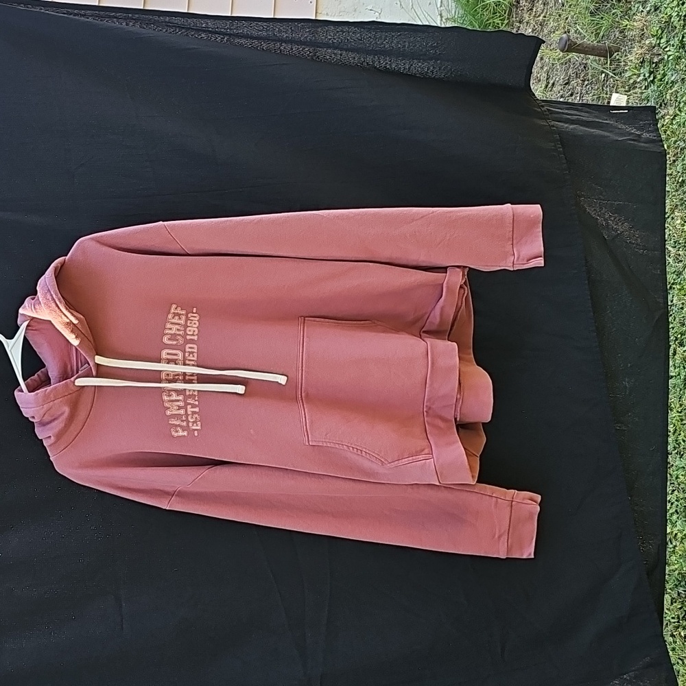Pampered Chef Faded Red Sweatshirt